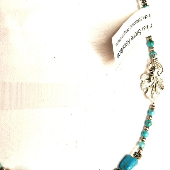 The Imperial Stone Necklace - Picture 3 of 8